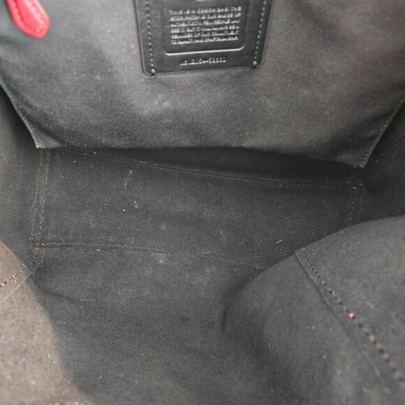 COACH Derby Tote Bag in Pebble Leather - Picture 10 of 12